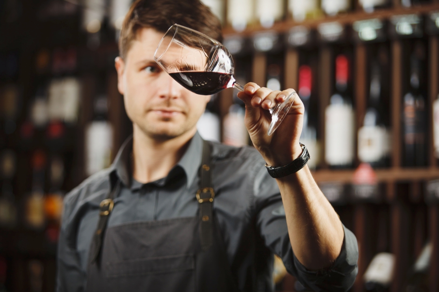 Sommelier / Sommelière