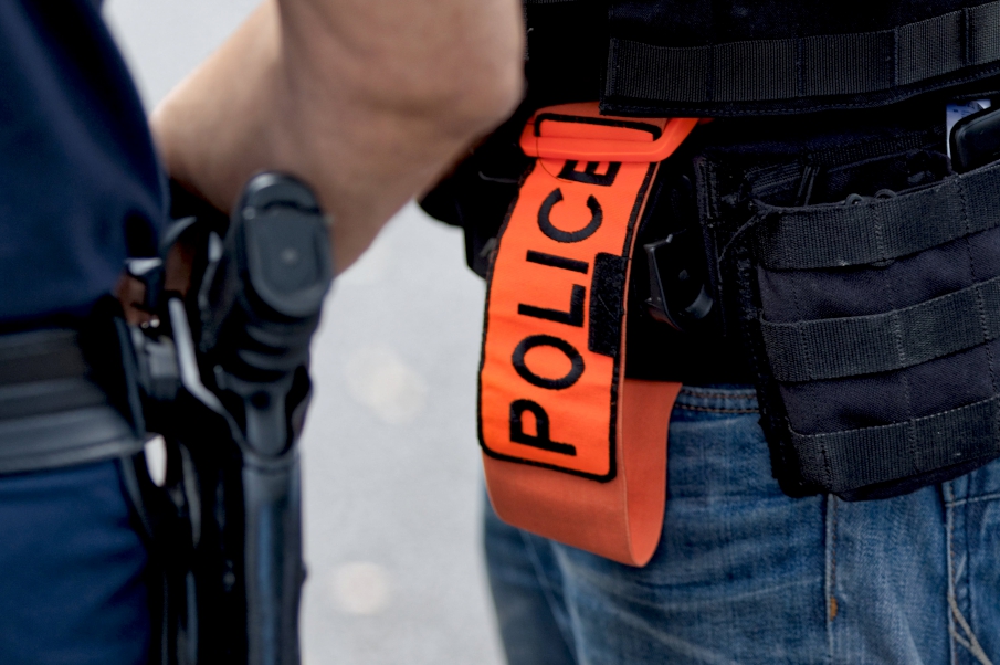 Officier / Officière de police
