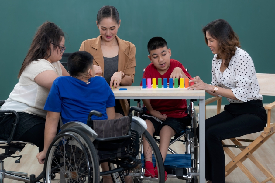 Éducateur spécialisé / Éducatrice spécialisée