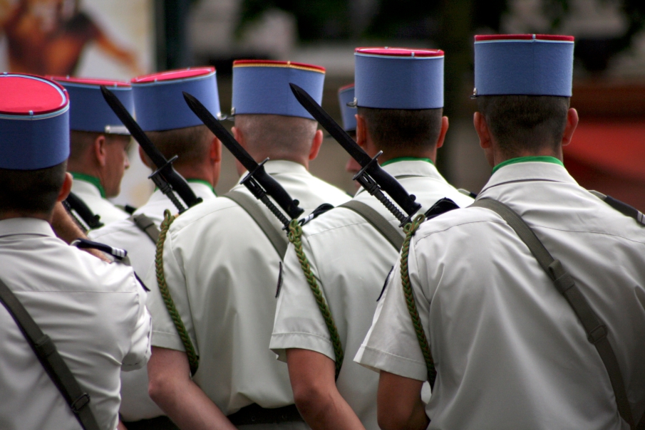 Officier / Officière des forces armées