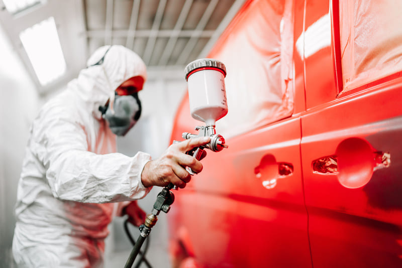 Préparateur / Préparatrice en peinture automobile