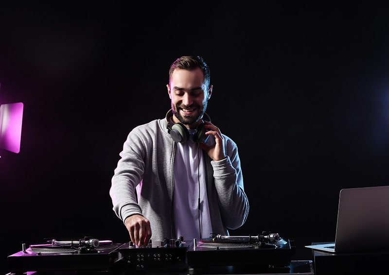 Disc-jockey