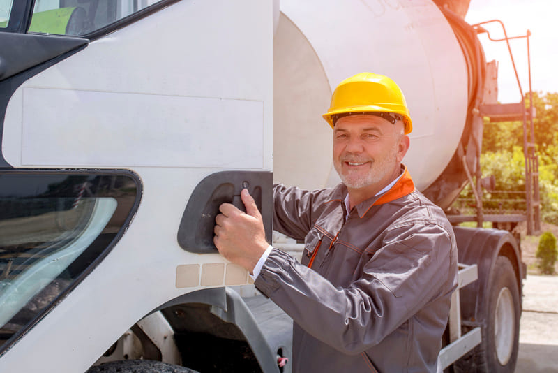 Conducteur livreur / Conductrice livreuse de béton prêt à l'emploi